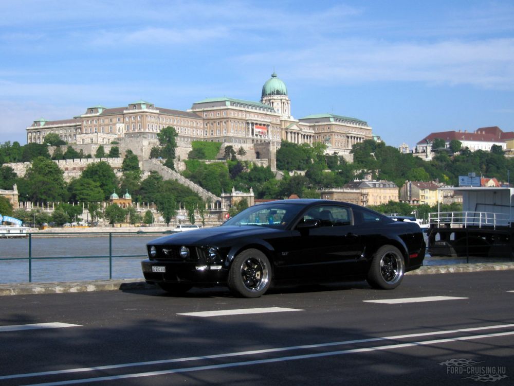 Kulcsszavak: Ford Mustang GT fekete black 2005 Budapest