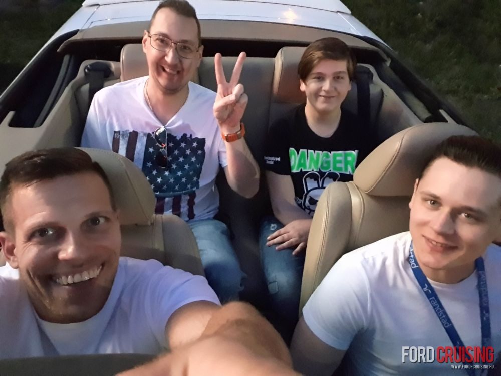 2019.04.26.

Fotó: Tomekk Koph L Ooks
