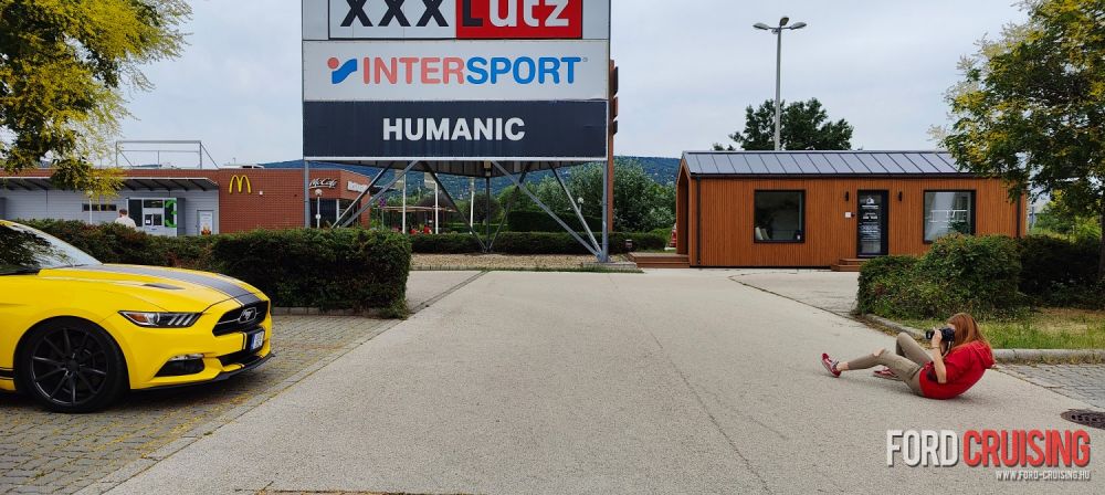 XXXLutz parkoló, Budaörs, 2024.06.14

Fotó: TomiTomi
