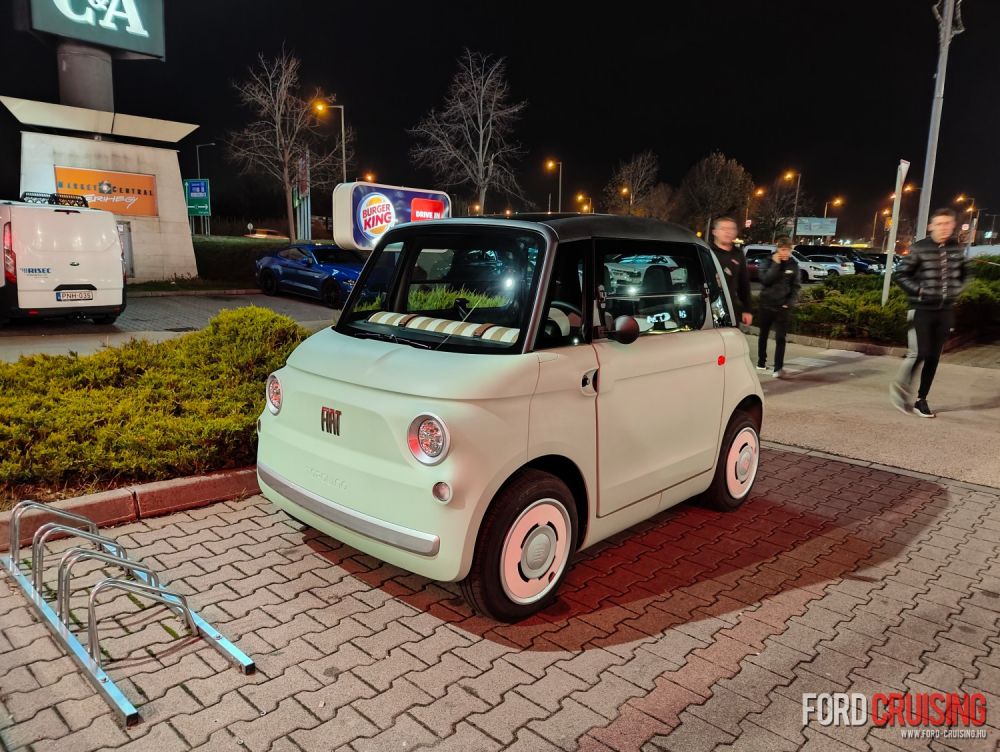 2025.11.28. Burger King, Vecsés

Fotó: TomiTomi
