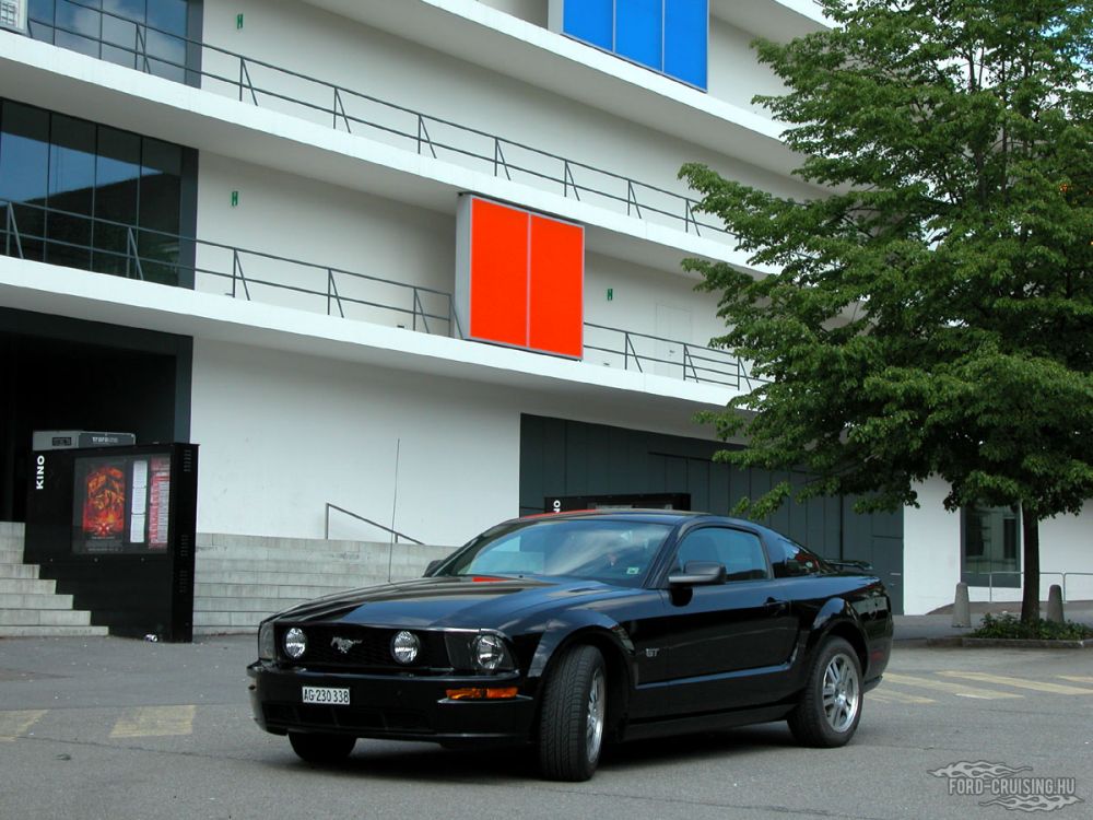 Kulcsszavak: Ford Mustang GT fekete black 2005