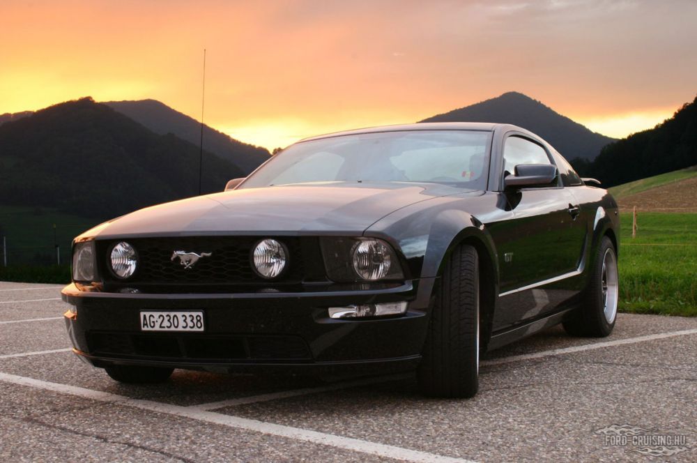 Kulcsszavak: Ford Mustang GT fekete black 2005